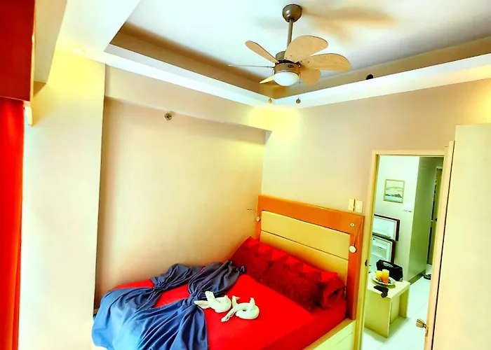 Condotel Near Naia Terminals Apartahotel